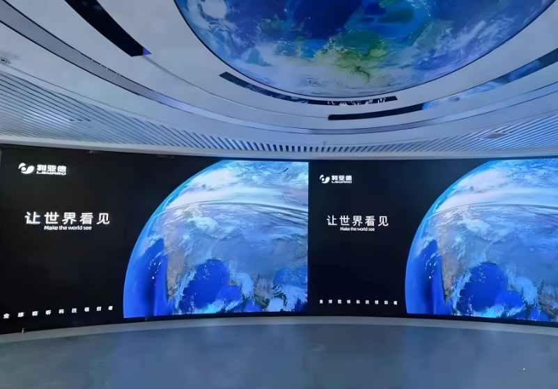 怎样选购性价比高的展厅LED显示屏？？