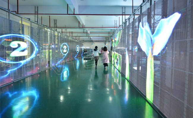 全彩LED透明屏怎样包管事情稳固性